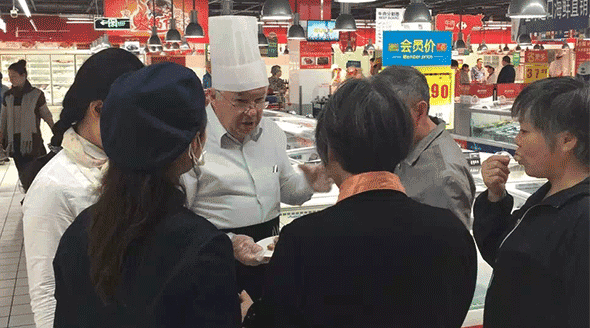 French SAPMER chairman of the board in carrefour gubei store, the tuna interpretation of the story…