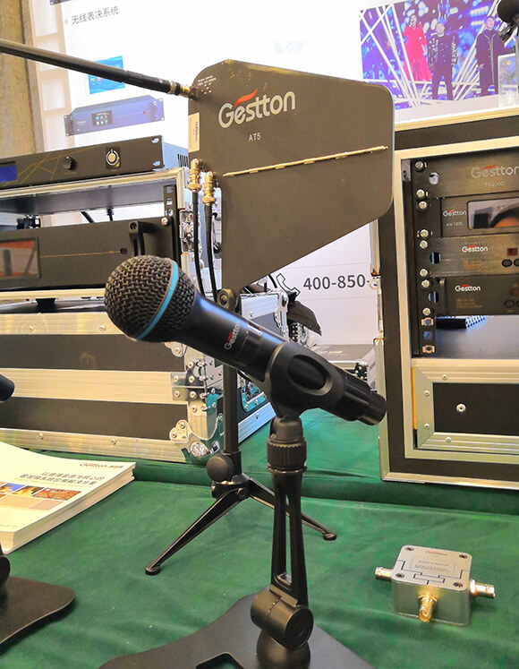 Gestton捷思通专业演出级无线手持话筒