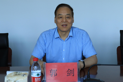 省农业农村厅总经济师李育江一行来朝邑农场调研