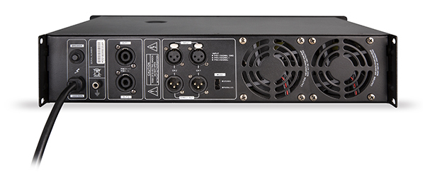 2*400w(8Ω),2*560w(4Ω),2路xlr输入和2路xlr输出,2路speakon输出,19