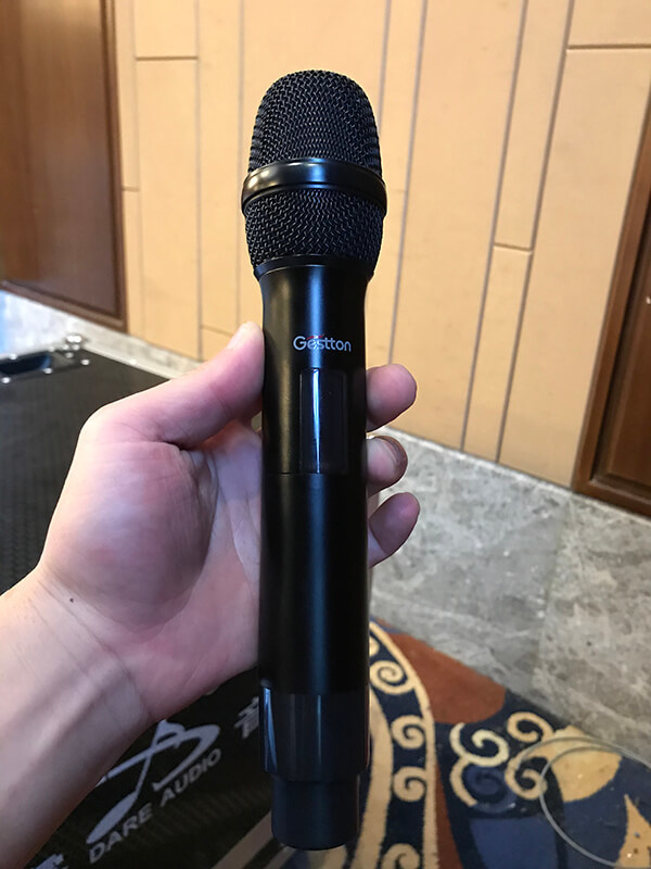 捷思通无线手持话筒