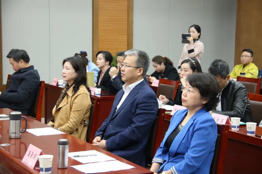 国产丝袜在线精品丝袜不卡_龙物视频yw8829_羞羞影院午夜男女爽爽免费