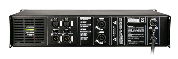 数字功放后面板