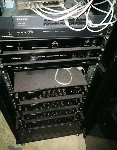 展厅演出无线话筒