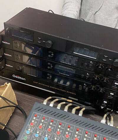 学校礼堂无线话筒应用案例