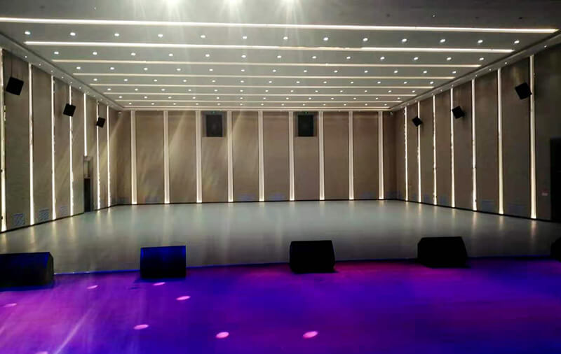 捷思通无线话筒应用于中学报告厅