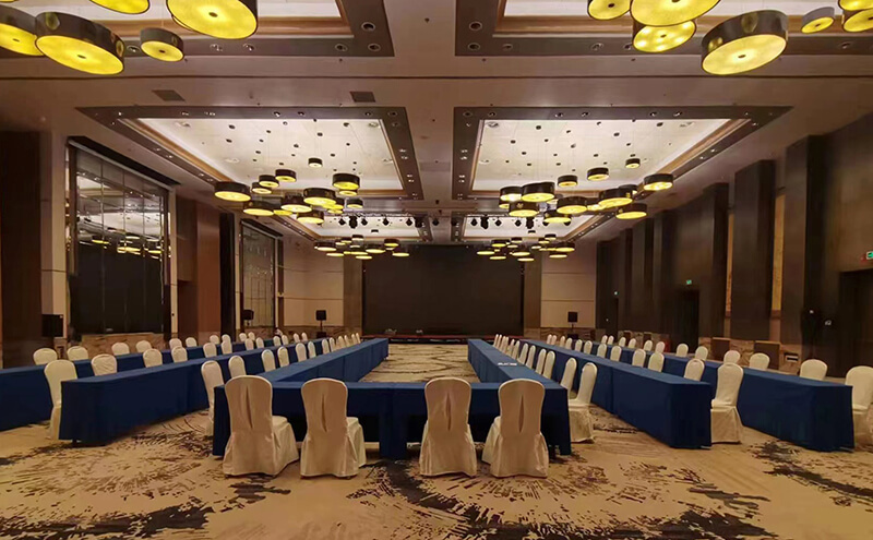 酒店宴会厅无线话筒