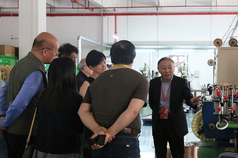 捷思通集团专家团队参观1